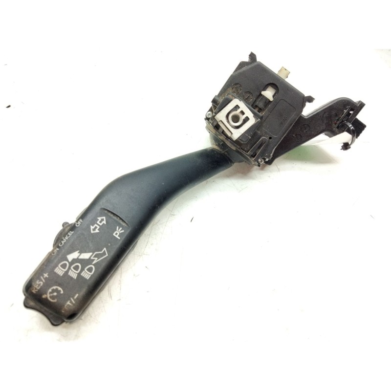 Recambio de mando luces para volkswagen caddy iii furgoneta/monovolumen (2ka, 2kh, 2ca, 2ch) 1.9 tdi referencia OEM IAM   