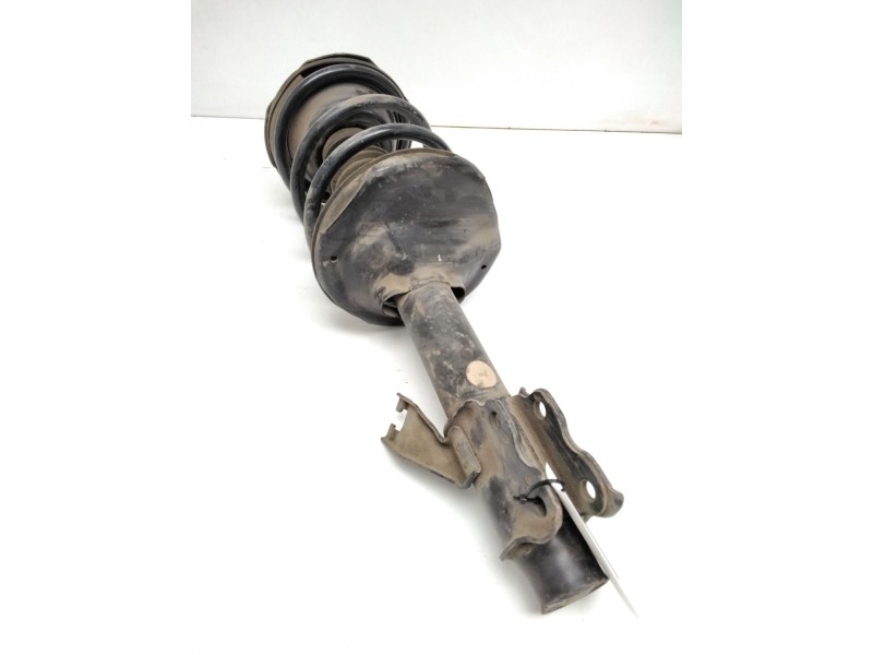 Recambio de amortiguador delantero derecho para nissan serena (c23) 2.3 d referencia OEM IAM 543028C801  
