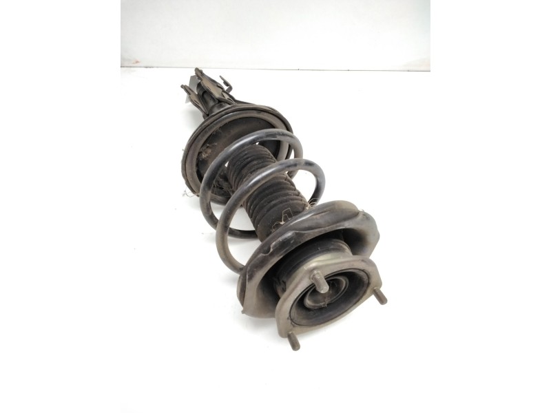 Recambio de amortiguador delantero derecho para nissan serena (c23) 2.3 d referencia OEM IAM 543028C802  