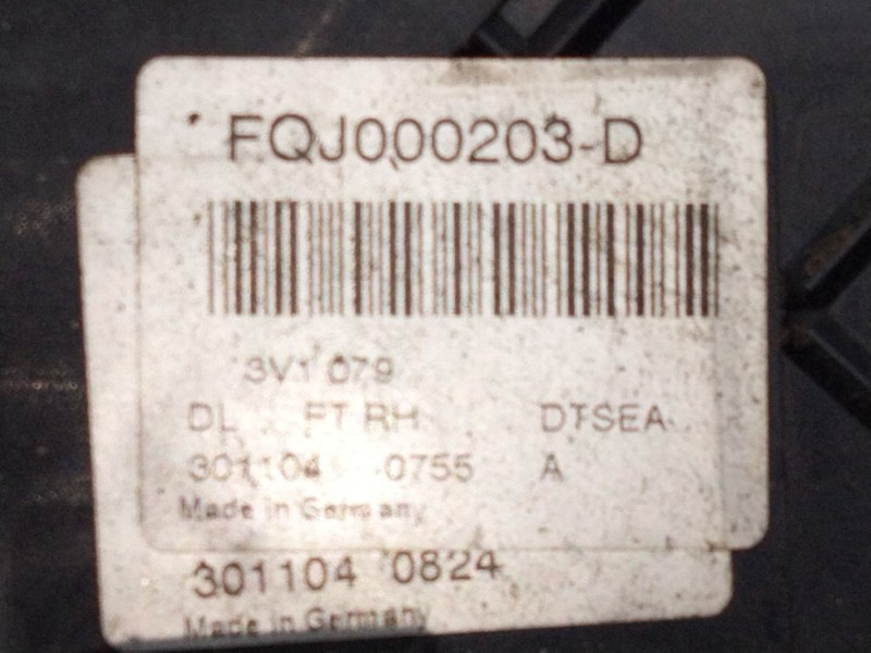 Recambio de cerradura puerta delantera derecha para land rover discovery iii (l319) 2.7 td 4x4 referencia OEM IAM FQJ000203D  