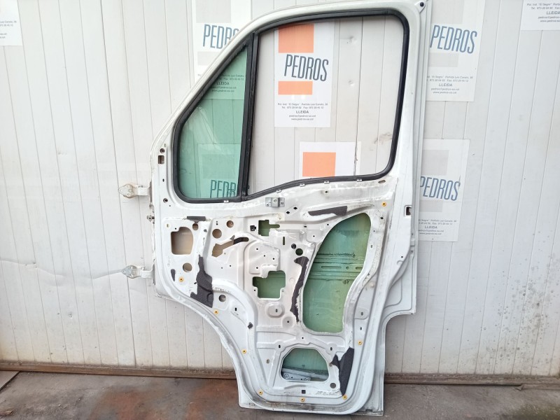 Recambio de puerta delantera derecha para iveco daily iv furgón 35c14 gv, 35c14 gv/p, 35s14 gv, 35s14 gv/p referencia OEM IAM   