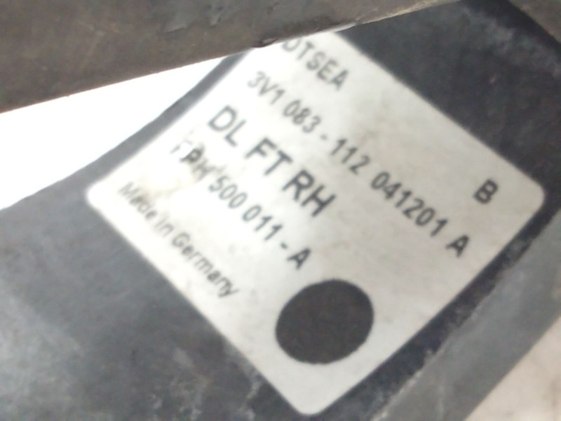 Recambio de maneta exterior delantera derecha para land rover discovery iii (l319) 2.7 td 4x4 referencia OEM IAM FPH500011A  