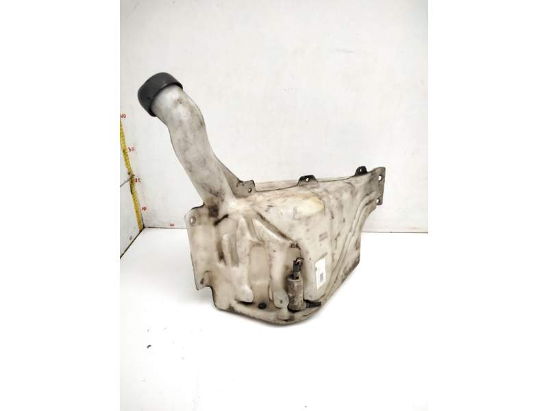 Recambio de deposito limpia para scania serie 4 124 referencia OEM IAM 1399464  