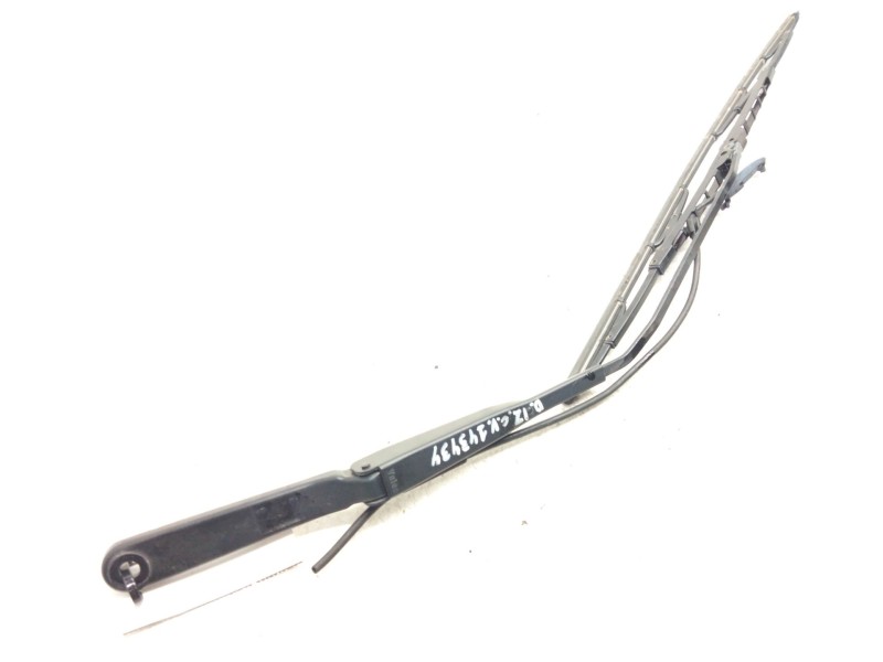 Recambio de brazo limpia delantero izquierdo para iveco daily iv furgón 35c14 gv, 35c14 gv/p, 35s14 gv, 35s14 gv/p referencia OE