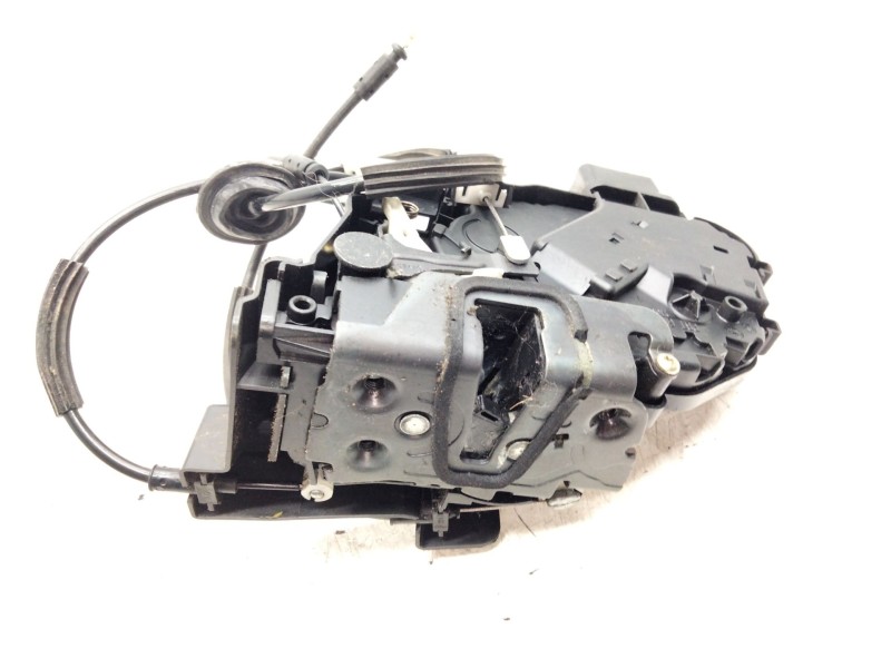 Recambio de cerradura puerta delantera izquierda para land rover discovery iii (l319) 2.7 td 4x4 referencia OEM IAM FQJ000213D  