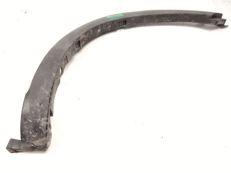 Recambio de aletin delantero derecho para iveco daily iv furgón 35c14 gv, 35c14 gv/p, 35s14 gv, 35s14 gv/p referencia OEM IAM   