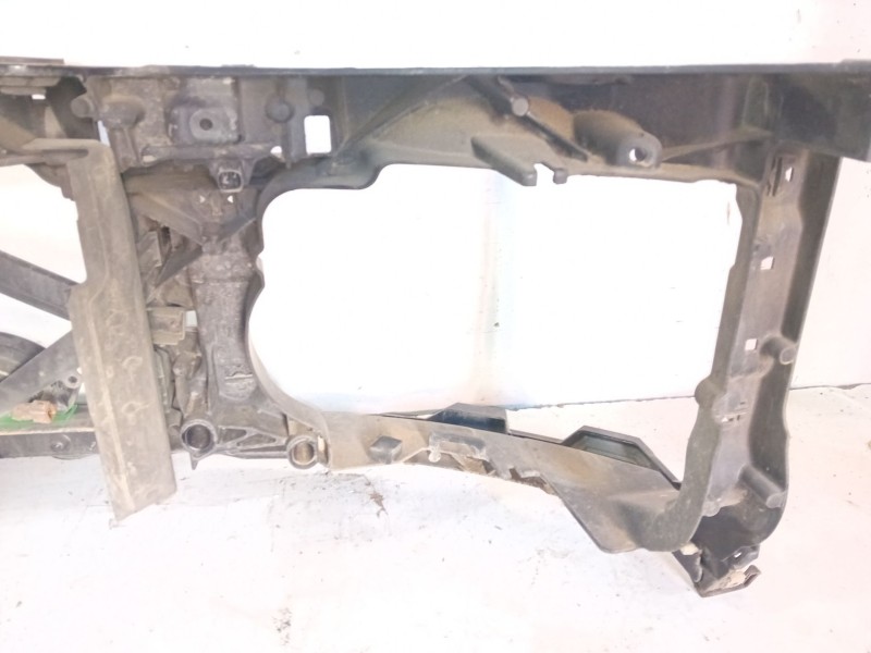 Recambio de panel frontal para land rover discovery iii (l319) 2.7 td 4x4 referencia OEM IAM   