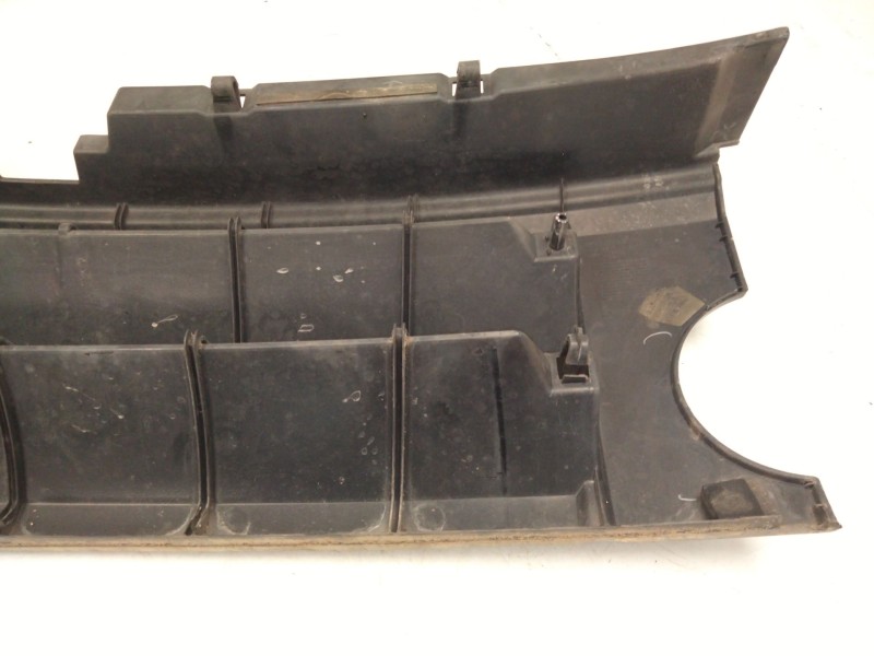 Recambio de rejilla delantera para land rover discovery iii (l319) 2.7 td 4x4 referencia OEM IAM   