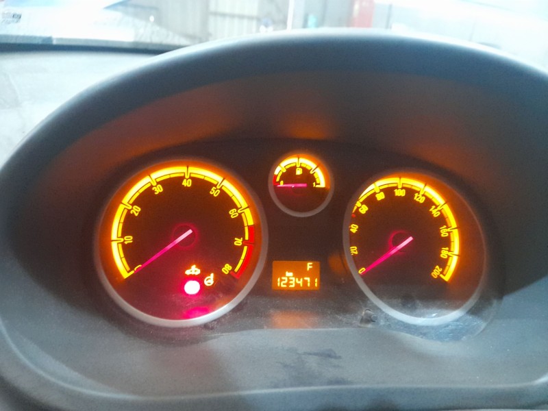 opel corsa d (s07) del año 2007