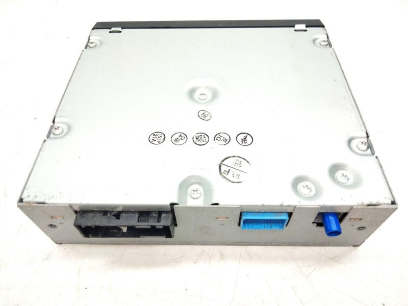 Recambio de sistema audio / radio cd para land rover discovery iii (l319) 2.7 td 4x4 referencia OEM IAM YIB500023 4621008317 