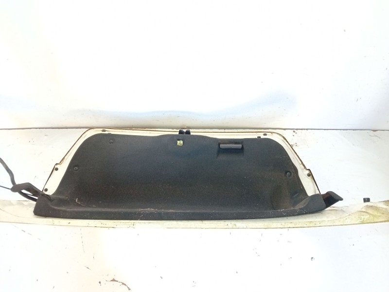 Recambio de porton trasero para kia optima drive referencia OEM IAM   