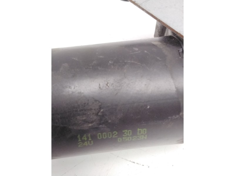 Recambio de motor limpia trasero para nissan patrol iii/1 hardtop (k160) 2.8 td referencia OEM IAM 141000230 24V 05023N