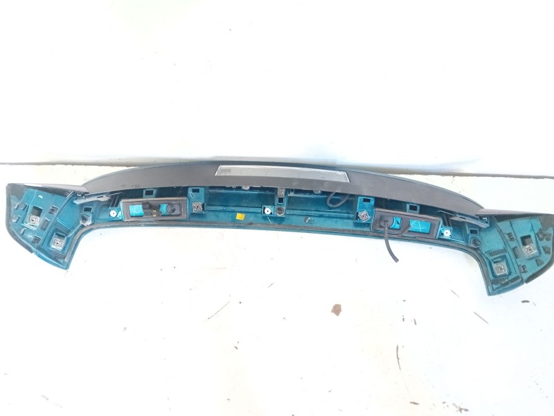 Recambio de aleron trasero para citroën c4 cactus referencia OEM IAM 9804050777  