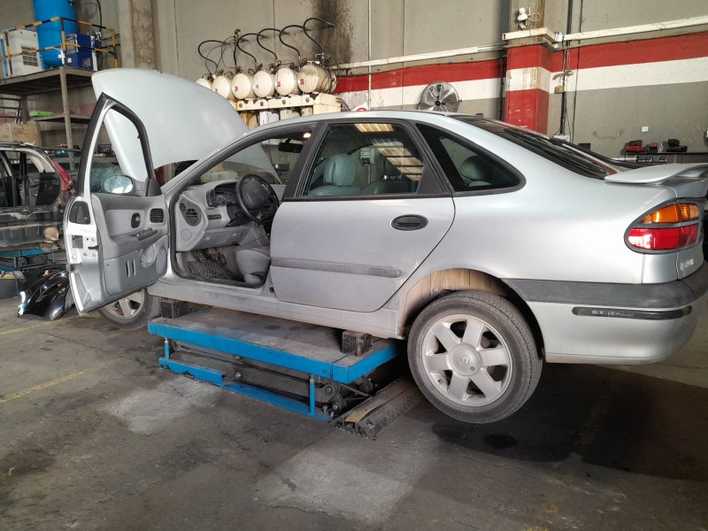 renault laguna i (b56_, 556_) del año 1999