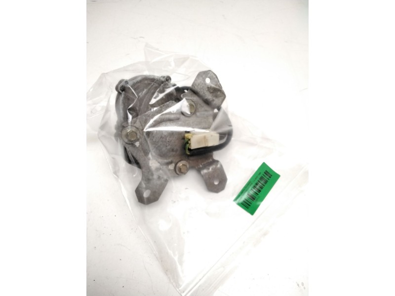 Recambio de motor limpia trasero para nissan terrano ii (r20) 2.4 4wd referencia OEM IAM 0390201525  