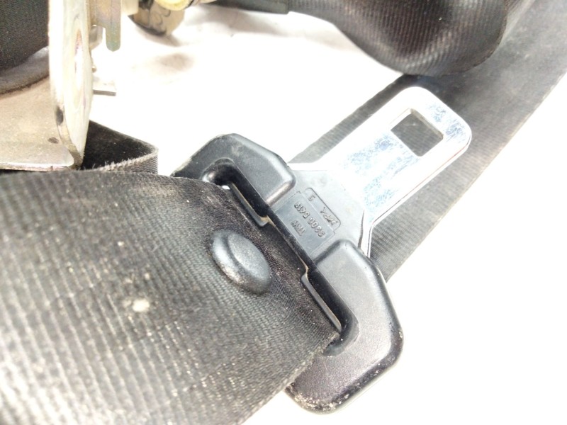 Recambio de cinturon seguridad trasero izquierdo para ford fiesta vi (cb1, ccn) 1.4 tdci referencia OEM IAM 8V51A611B69AF  