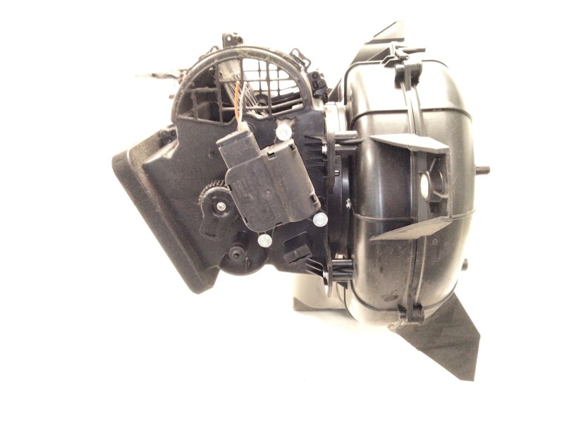 Recambio de calefaccion entera normal para iveco daily iv furgón 35c14 gv, 35c14 gv/p, 35s14 gv, 35s14 gv/p referencia OEM IAM 5