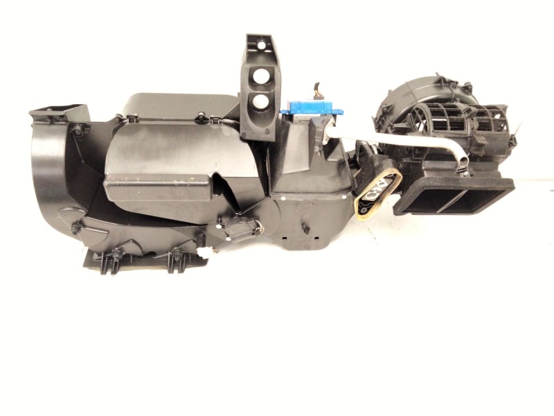 Recambio de calefaccion entera normal para iveco daily iv furgón 35c14 gv, 35c14 gv/p, 35s14 gv, 35s14 gv/p referencia OEM IAM 5