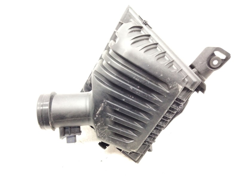 Recambio de caja filtro de aire para bmw 2 gran tourer (f46) 218 d referencia OEM IAM 8513916  