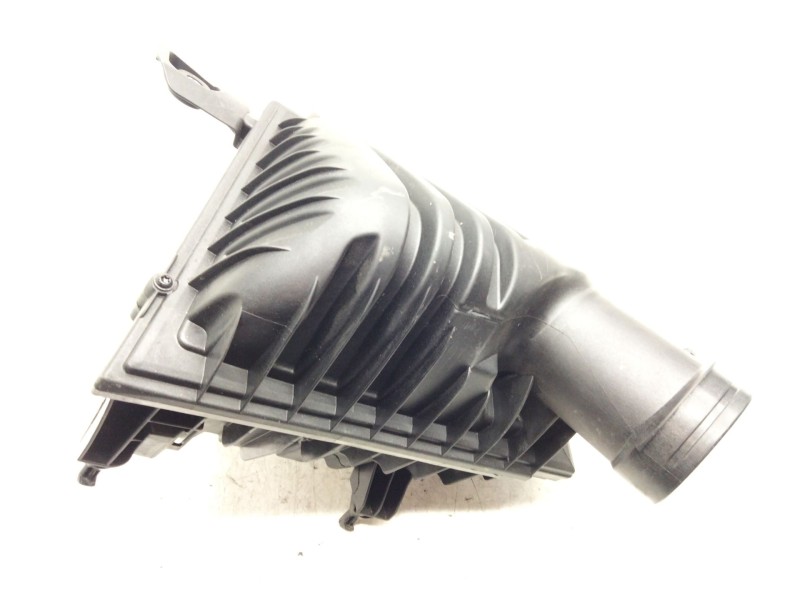 Recambio de caja filtro de aire para bmw 2 gran tourer (f46) 218 d referencia OEM IAM 8513916  