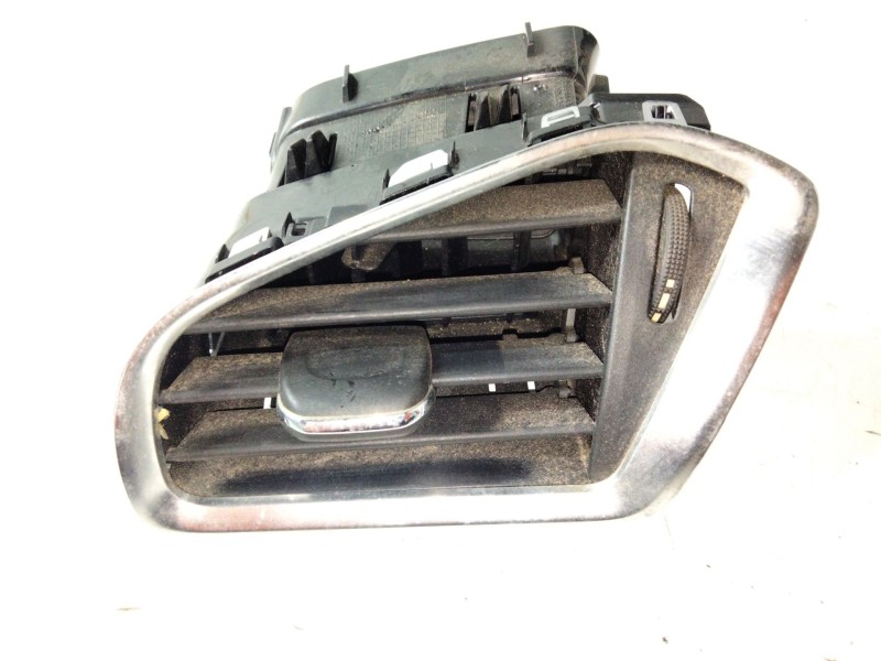 Recambio de aireador izquierdo para citroën c4 berlina exclusive referencia OEM IAM 9671332377  