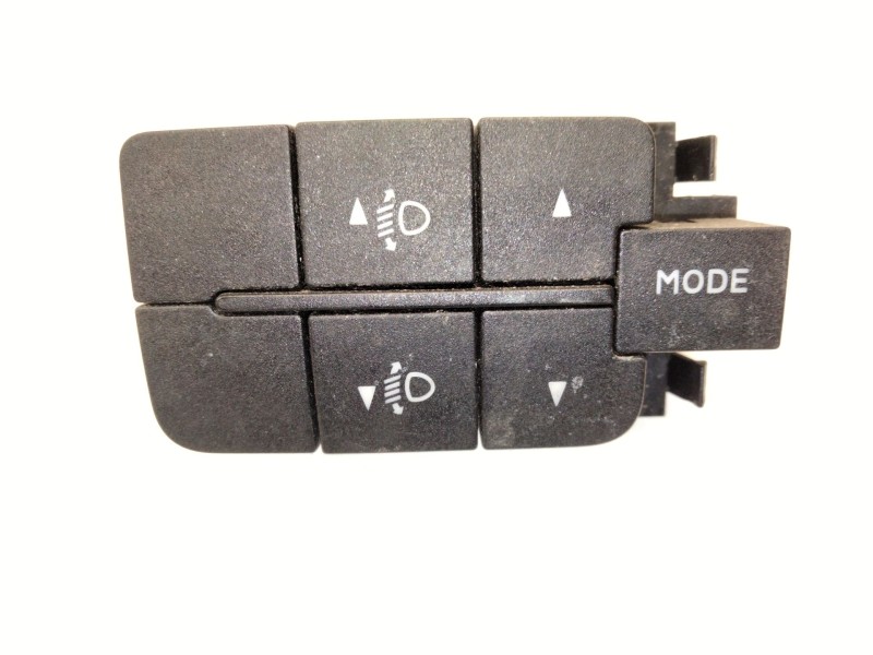 Recambio de mando multifuncion para iveco daily iv furgón 35c14 gv, 35c14 gv/p, 35s14 gv, 35s14 gv/p referencia OEM IAM 58012605