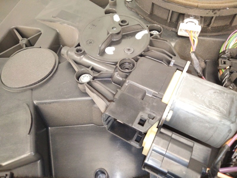 Recambio de elevalunas delantero derecho para ford fiesta vi (cb1, ccn) 1.4 tdci referencia OEM IAM   