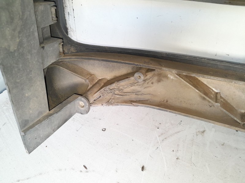 Recambio de paragolpes delantero para man tgl 12.210 tgl 12.210 4x2bb referencia OEM IAM   