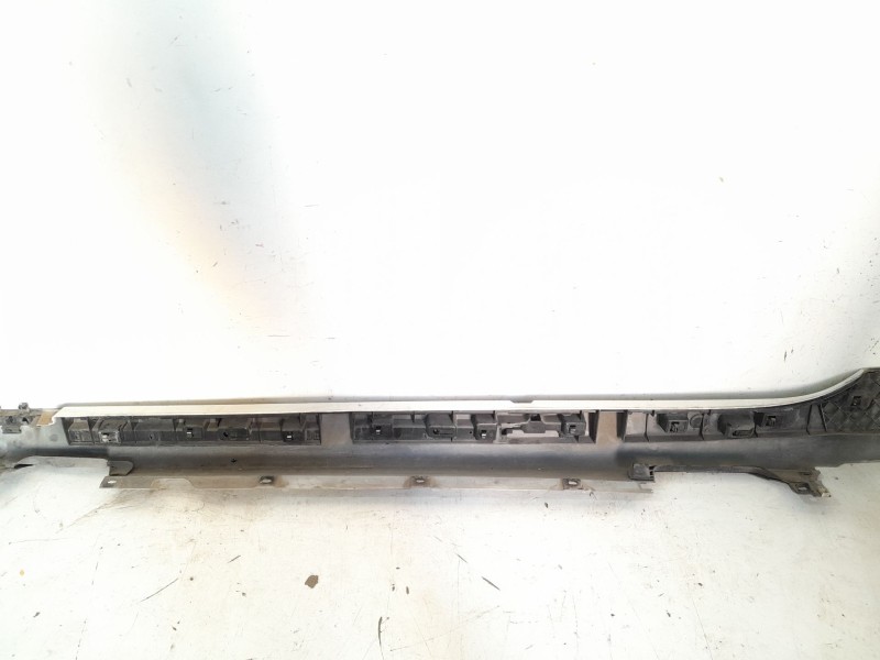 Recambio de talonera derecha para bmw 2 gran tourer (f46) 218 d referencia OEM IAM   