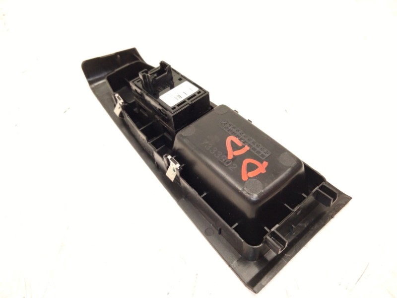 Recambio de mando elevalunas delantero derecho para bmw 2 gran tourer (f46) 218 d referencia OEM IAM 9208107  