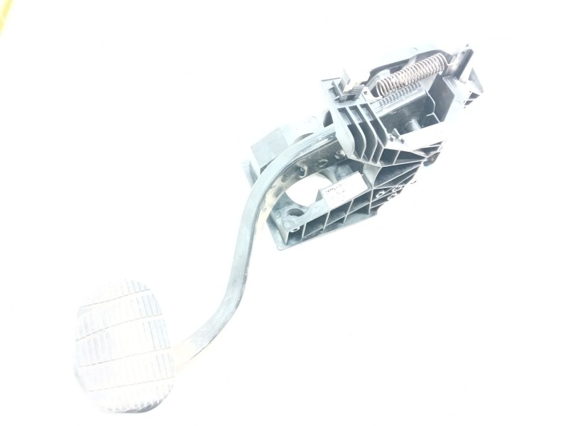 Recambio de pedal freno para bmw 2 gran tourer (f46) 218 d referencia OEM IAM 81007132  