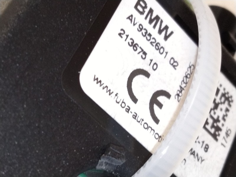 Recambio de antena para bmw 2 gran tourer (f46) 218 d referencia OEM IAM 9352601  