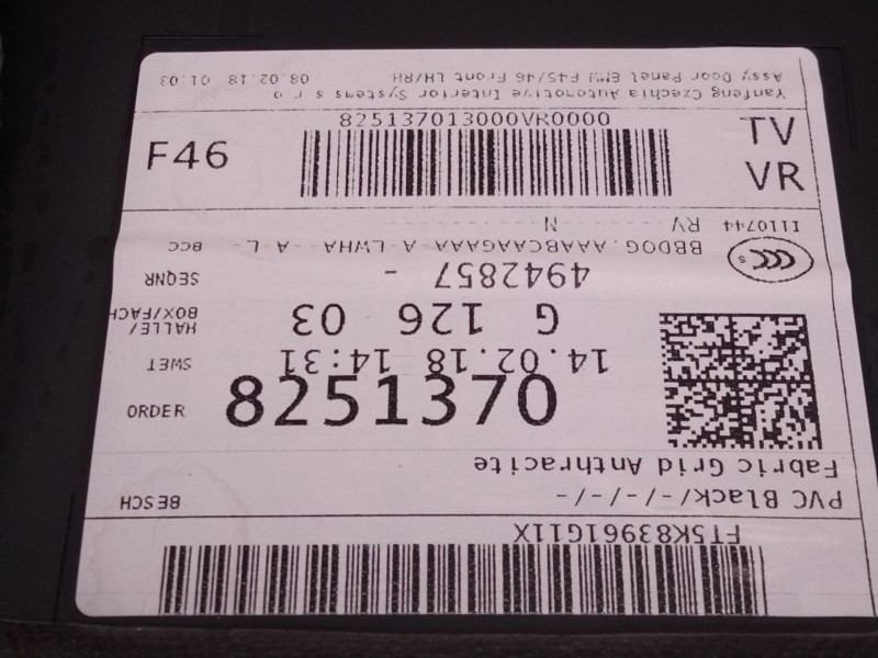 Recambio de guarnecido puerta delantera derecha para bmw 2 gran tourer (f46) 218 d referencia OEM IAM 8251370  