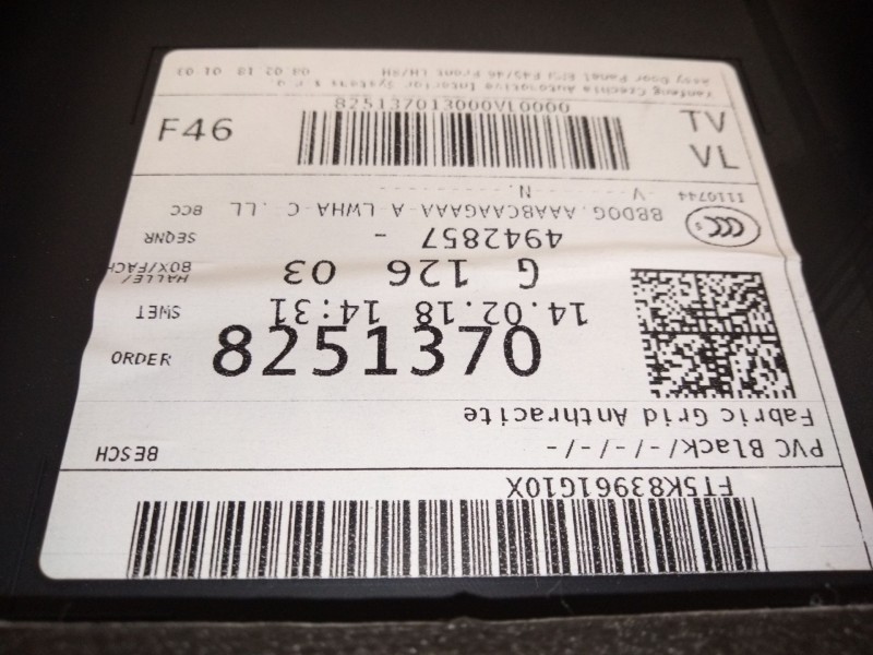 Recambio de guarnecido puerta delantera izquierda para bmw 2 gran tourer (f46) 218 d referencia OEM IAM 8251370  