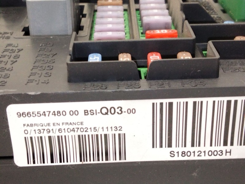 Recambio de caja reles para citroën c4 berlina exclusive referencia OEM IAM 9665547480  