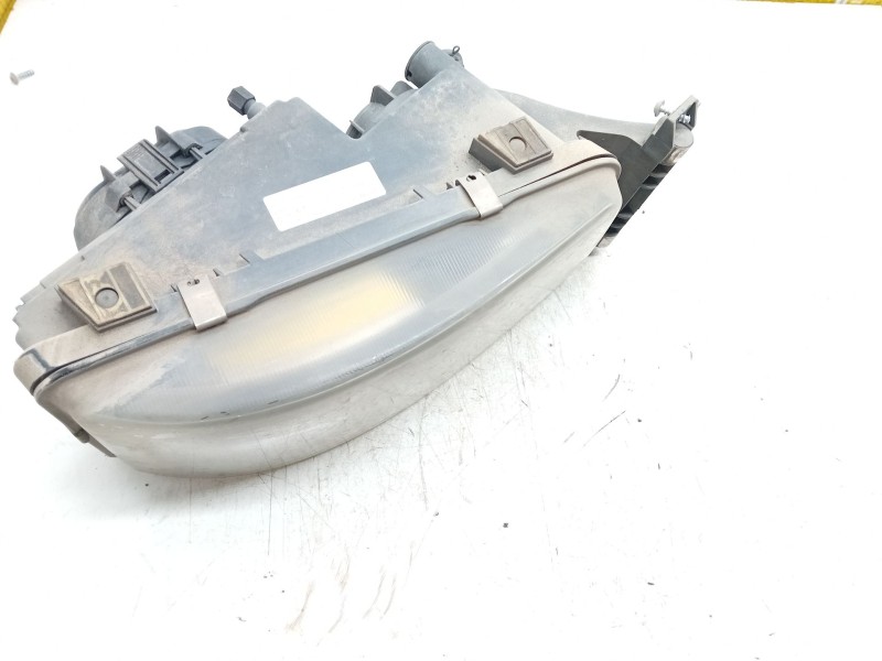 Recambio de faro derecho para man tgl 12.210 tgl 12.210 4x2bb referencia OEM IAM   