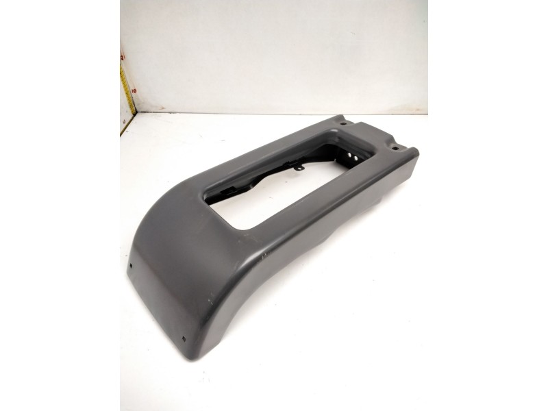 Recambio de puntera chasis delantera izquierda para nissan eco - t 100.45/78 kw/e2 referencia OEM IAM 62017D8600  PUNTERA PARACH