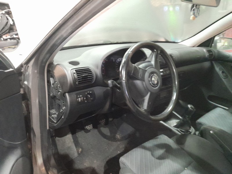 seat leon (1m1) del año 2003