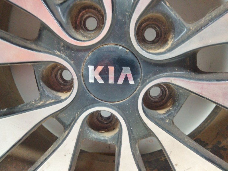 Recambio de llanta aluminio para kia optima drive referencia OEM IAM   