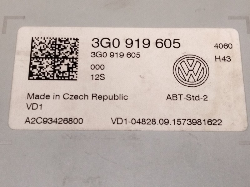 Recambio de sistema audio / radio cd para volkswagen golf vii lim. 1.6 16v tdi dpf referencia OEM IAM 3G0919605  