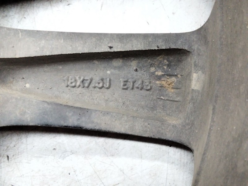 Recambio de llanta aluminio para ssangyong rexton w / rexton 2.0 xdi referencia OEM IAM   