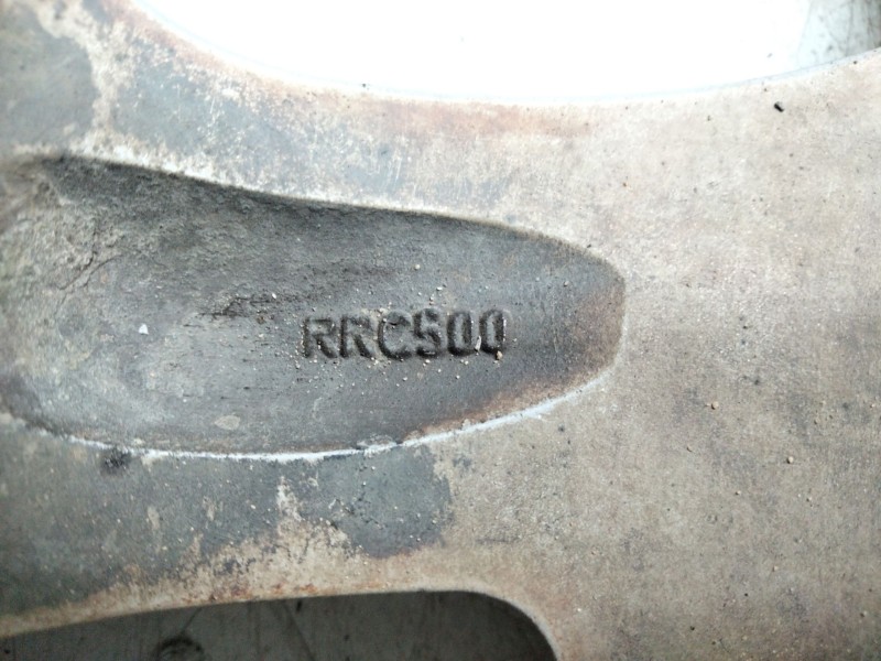 Recambio de llanta aluminio para land rover discovery iii (l319) 2.7 td 4x4 referencia OEM IAM   