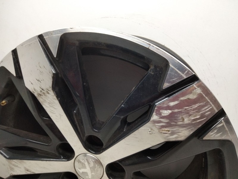 Recambio de llanta aluminio para peugeot 3008 suv (mc_, mr_, mj_, m4_) 1.5 bluehdi 130 referencia OEM IAM 9811635077  