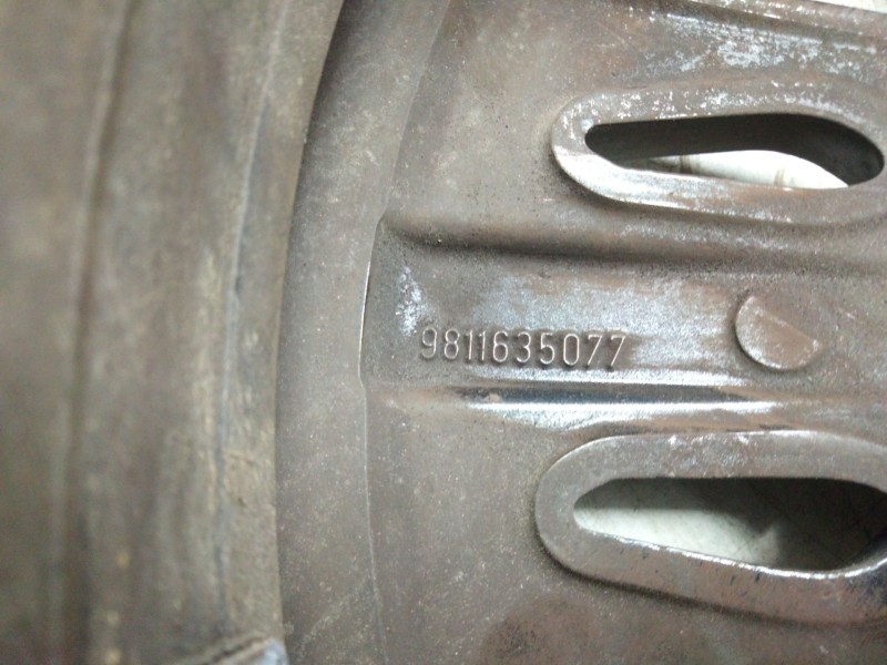 Recambio de llanta aluminio para peugeot 3008 suv (mc_, mr_, mj_, m4_) 1.5 bluehdi 130 referencia OEM IAM 9811635077  