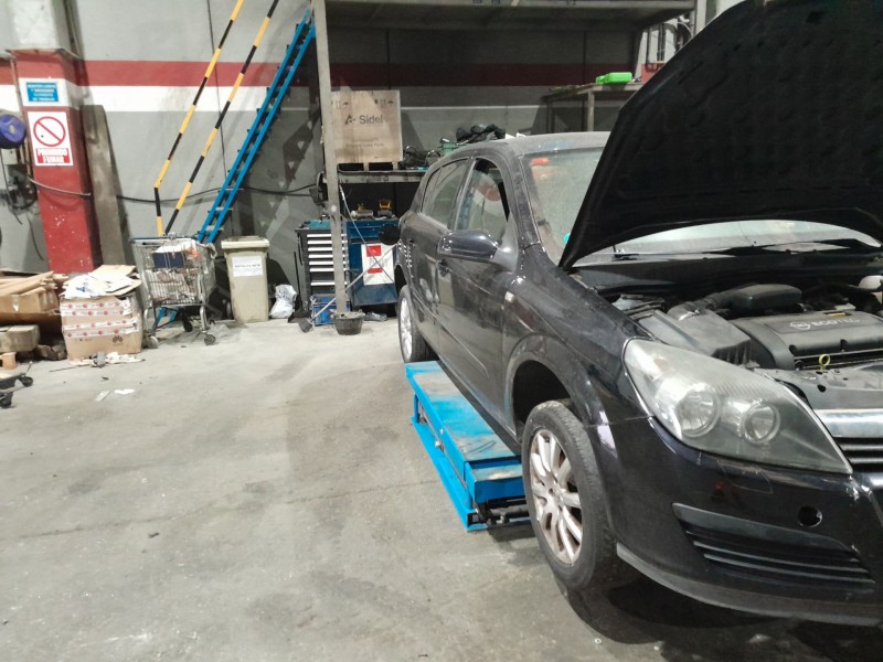 opel astra h (a04) del año 2006