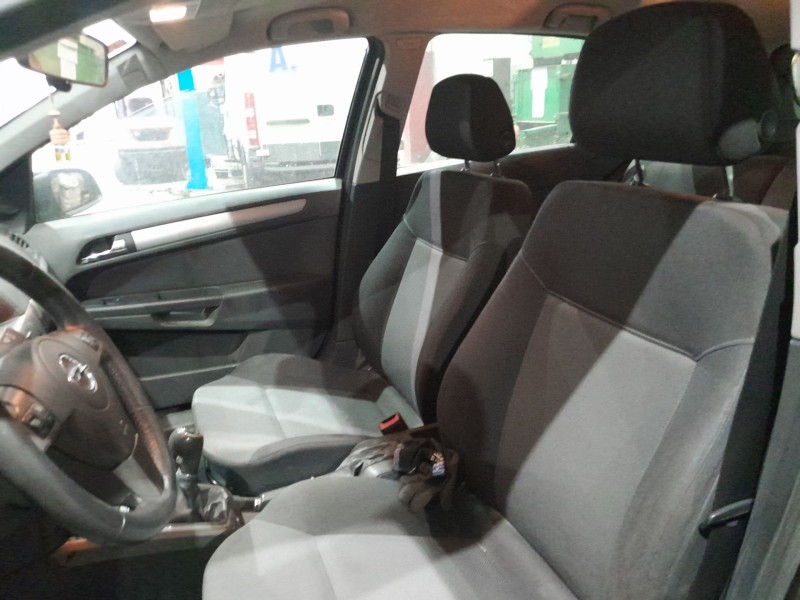 opel astra h (a04) del año 2006