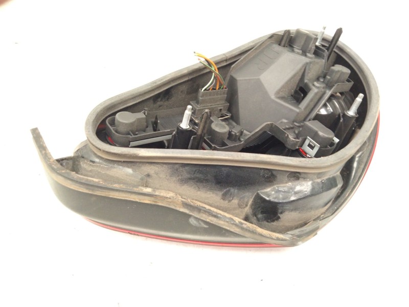 Recambio de piloto trasero derecho para jaguar x-type 2.2 diesel cat referencia OEM IAM   