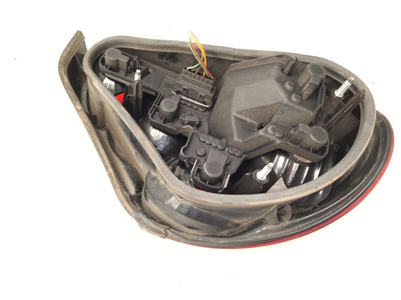 Recambio de piloto trasero derecho para jaguar x-type 2.2 diesel cat referencia OEM IAM   