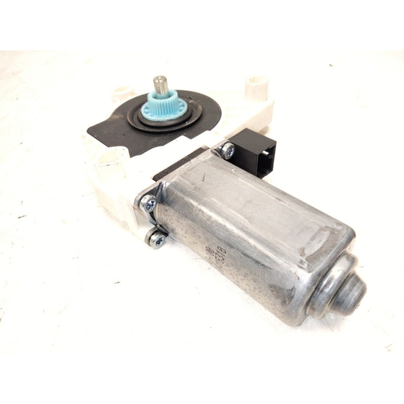 Recambio de motor elevalunas delantero derecho para volkswagen passat b8 variant (3g5, cb5) 2.0 tdi referencia OEM IAM 5Q4959802