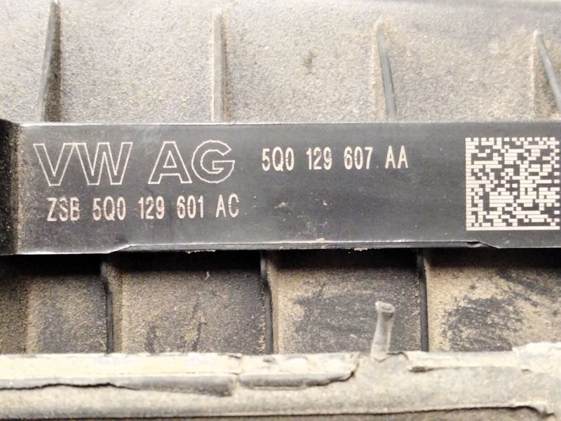 Recambio de caja filtro de aire para volkswagen passat b8 variant (3g5, cb5) 2.0 tdi referencia OEM IAM 5Q0129607  